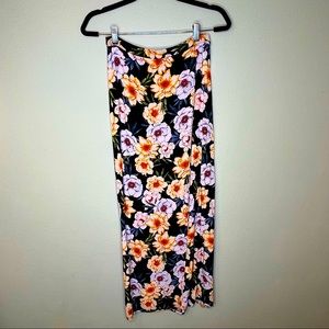 Forever 21 Black Floral High Slit Maxi Skirt - Medium